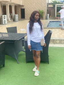 Profile photo for Lori Oritsetsegbemi Favour