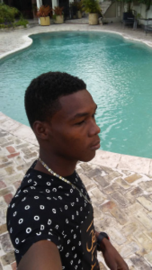 Profile photo for wesguens pierre