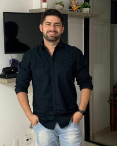 Profile photo for Leonardo Vieira