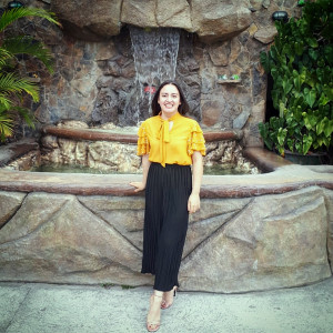 Profile photo for whitney cruz