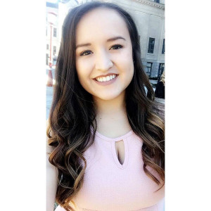 Profile photo for Laura Zapata