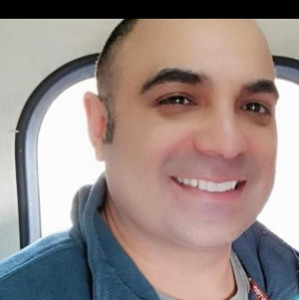 Profile photo for Alex Khan