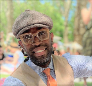 Profile photo for Eric Henry