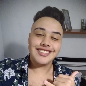 Profile photo for Vitor Hugo