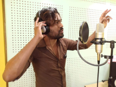 Profile photo for Hiren Solanki