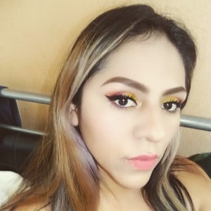 Profile photo for Maggie Avendaño
