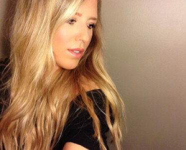 Profile photo for Victoria Lea