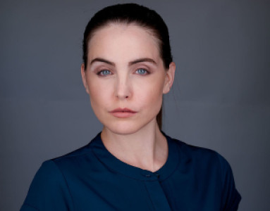 Profile photo for Carrie Schriver
