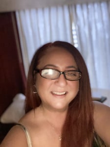 Profile photo for Bonnie Logsdon