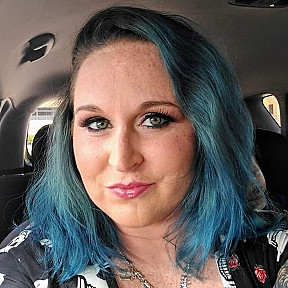 Profile photo for Rachel Aurand