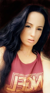 Profile photo for Laura Cogar