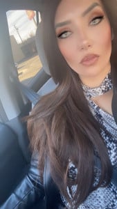 Profile photo for Amanda Long