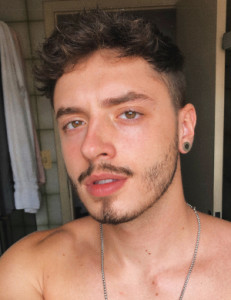 Profile photo for Lucas Iwanow Leal