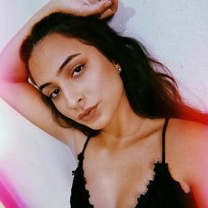 Profile photo for Kawana Dos Santos Magalhães