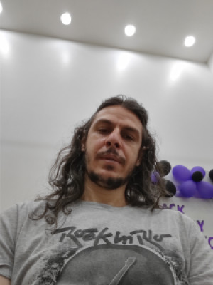 Profile photo for DAVI PIRES SANTOS