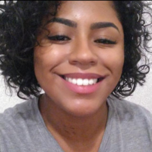 Profile photo for Amanda dos Reis Sousa