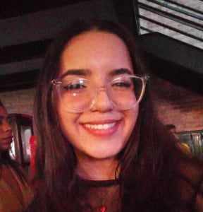 Profile photo for Júlia Oliveira Souza