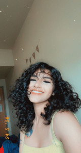 Profile photo for deyana hernandez