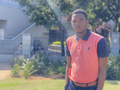 Profile photo for Veli Veli