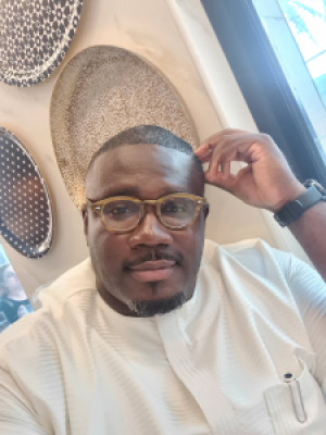 Profile photo for Adeyemi Okunowo