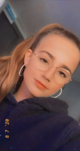 Profile photo for Victoria Isken