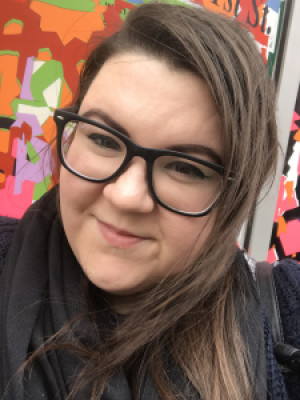 Profile photo for Laura Butler-Simms