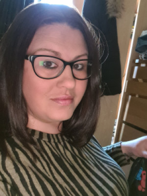 Profile photo for Claire Guthrie