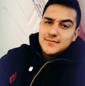 Profile photo for Jonesley Paes de Arruda