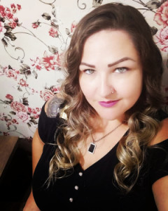 Profile photo for Michele Mara Dissenha