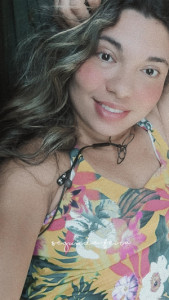 Profile photo for Cris Melo