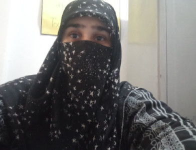 Profile photo for Kalsoom Bibi