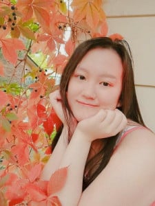 Profile photo for Elaine Ye