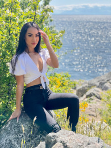 Profile photo for kyra roland