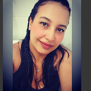 Profile photo for CAROLINE PAIVA DOS SANTOS