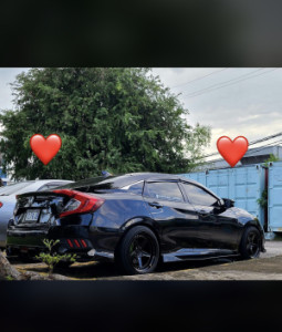 Profile photo for Leon Lennon