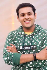 Profile photo for Joshi Dushyantkumar