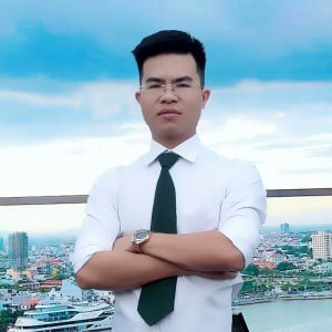 Profile photo for Minh Hoang