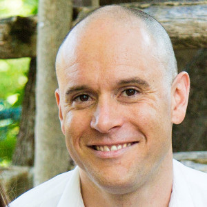 Profile photo for Leo Morales