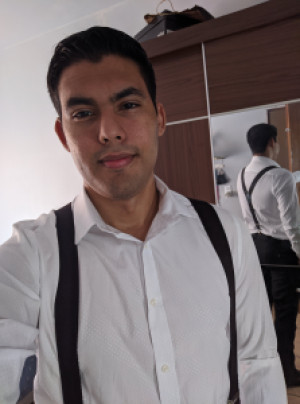 Profile photo for Hugo Aquino