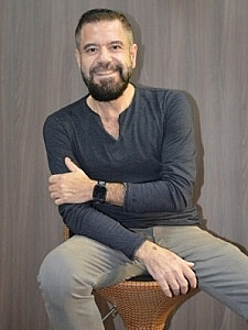 Profile photo for Marcio Farias