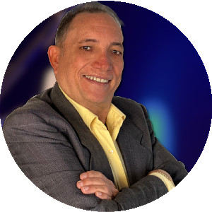 Profile photo for Luis Fernando Velasquez