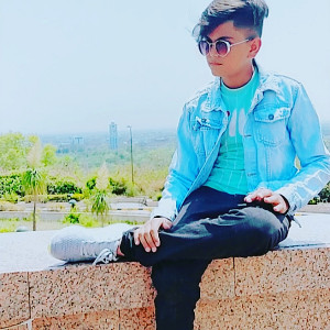 Profile photo for Ali Raza kurio
