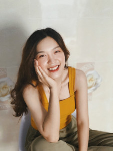Profile photo for Lê Thu