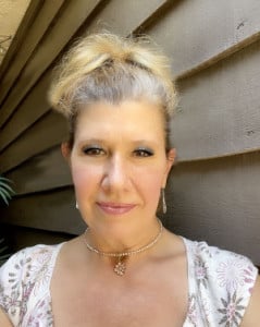 Profile photo for Joni LaTourrette