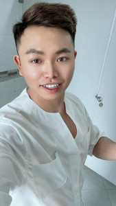 Profile photo for Hieu Le