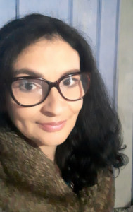 Profile photo for Lizandra Santos