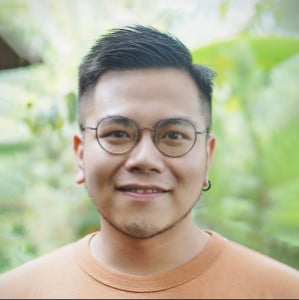 Profile photo for Lam Khuat Hoang