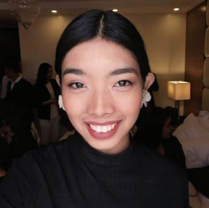 Profile photo for Clarisse Laine