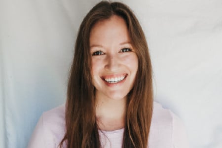 Profile photo for Courtney Hogg