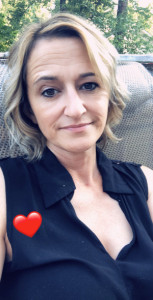 Profile photo for Lori Hansard